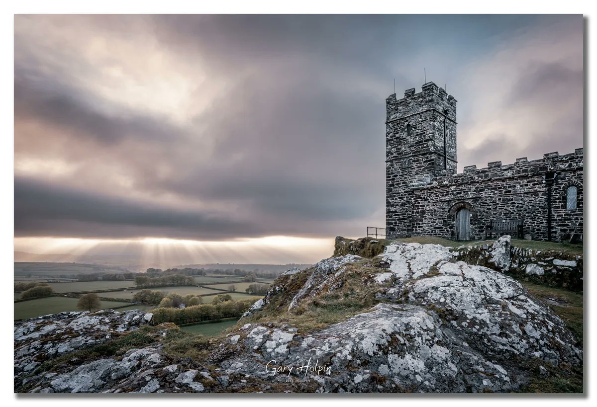 The last rays of the dying sun at Brentor Church, Dartmoor... 

<a href="/DevonLife/">Devon Life</a> <a href="/ThePhotoHour/">#ThePhotoHour</a> <a href="/dartmoormag/">Dartmoor Magazine</a> <a href="/StormHour/">#StormHour</a> 
 
#photooftheday #MondayMorning #Devon #Lovedevon #Dartmoor