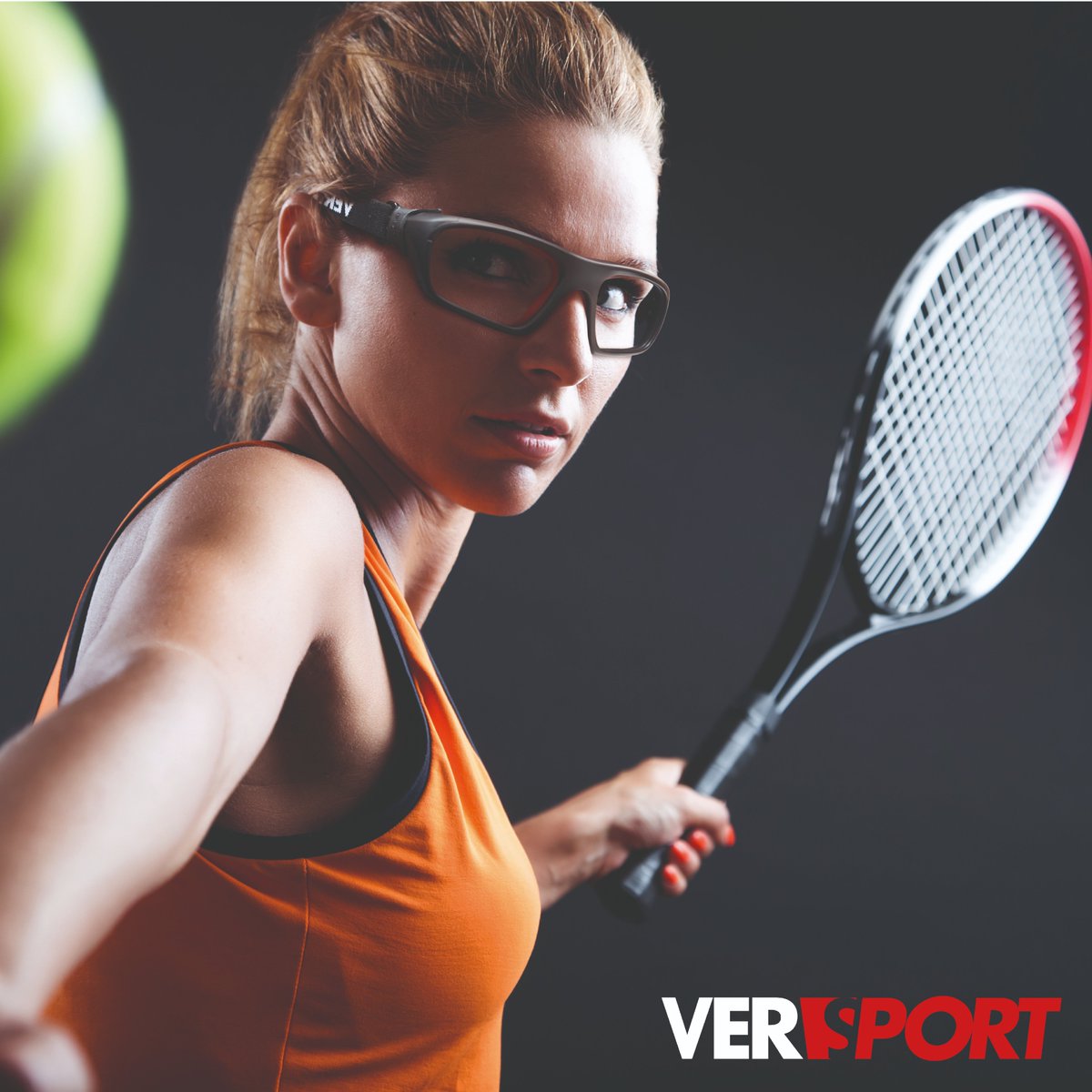 VerSport's tweet photo. ¿Juegas al deportes de raqueta? 🎾 Si es así, no olvides proteger tus ojos de los posibles pelotazos con unas gafas de protección deportiva como #Versport

Homologadas y con posibilidad de graduación. Descúbrelas en nuestra web: https://t.co/GAb4khE5PH

#proteccióndeportiva https://t.co/uX77my0osJ