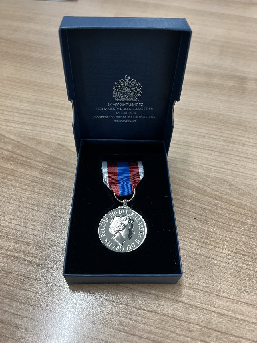 PC 3220 Sharp tweet media