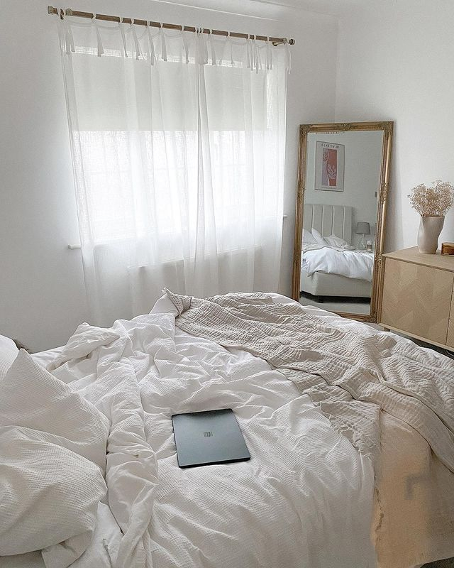 StyleOurHome's tweet photo. A big exhalation. 

Monday vibes and aesthetic goals with @houseofamae (via Instagram). 

#mondaymotivation #mondayvibes #mood #home #love #exhale #neutralaesthetic #neutralhome #interiors #interiordecor https://t.co/nEWwV4oh4X
