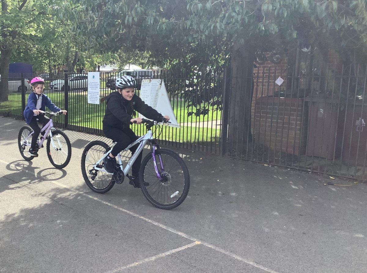 NWAsports20's tweet photo. @ClassRJNWA are having a great time this morning with their Bikeability session from @LincsInspire #cyclingsafety #bikes #bikingfun https://t.co/T2UvMqGHkk