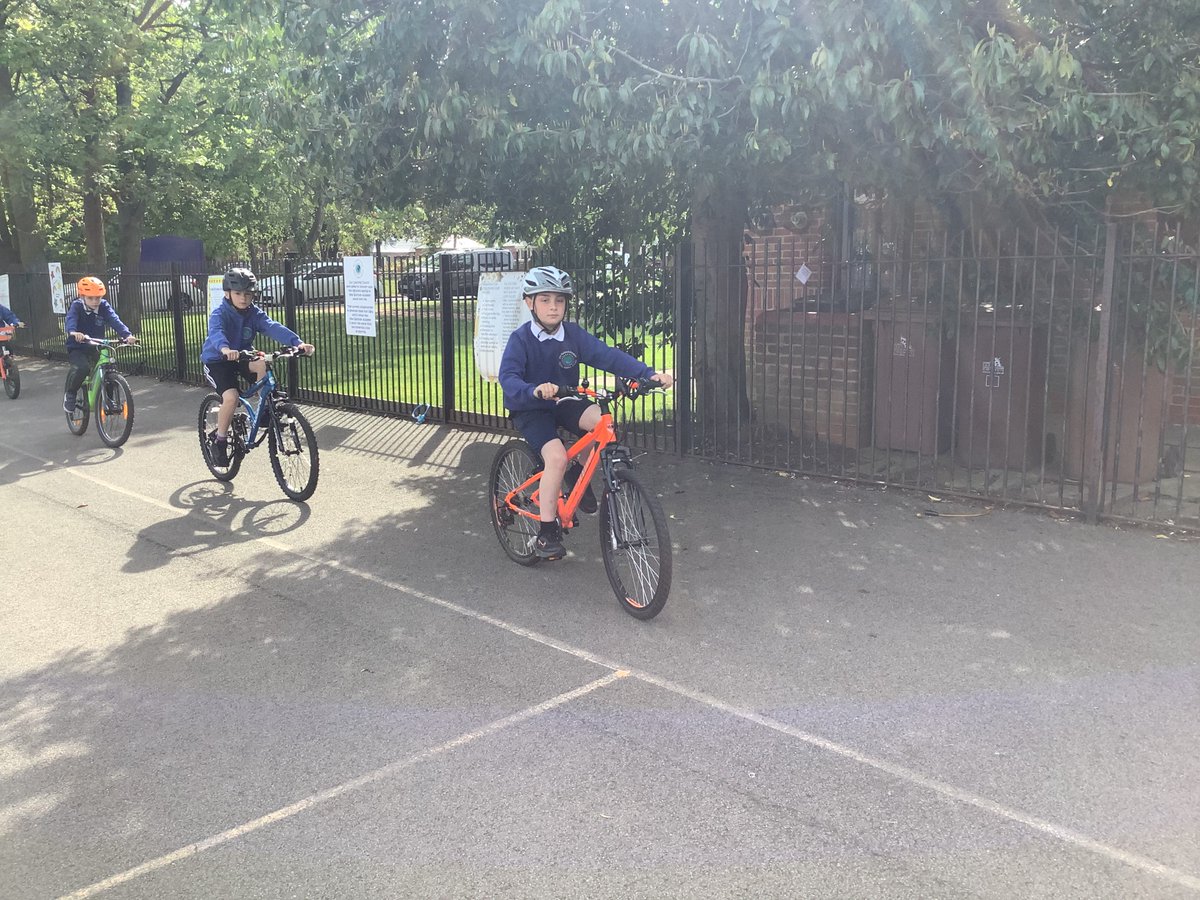 NWAsports20's tweet photo. @ClassRJNWA are having a great time this morning with their Bikeability session from @LincsInspire #cyclingsafety #bikes #bikingfun https://t.co/T2UvMqGHkk