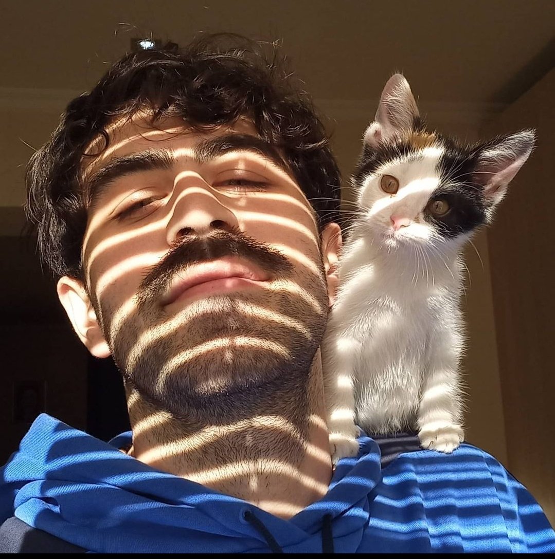 Have a sunny day with your friends ☀️