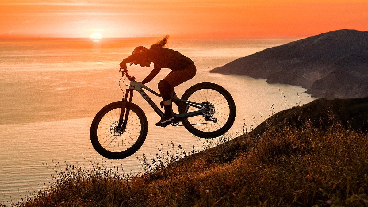 TrekBikesIndia's tweet photo. Fuel EX, an absolute trail rocket. 🚀

Know more: https://t.co/zVncFAV9uA

#GoByBike #TrekBikesIndia #BetterwithBikes #BelieveinBikes #MountainBike #FuelEX #Safety https://t.co/6PRbaopLQ1