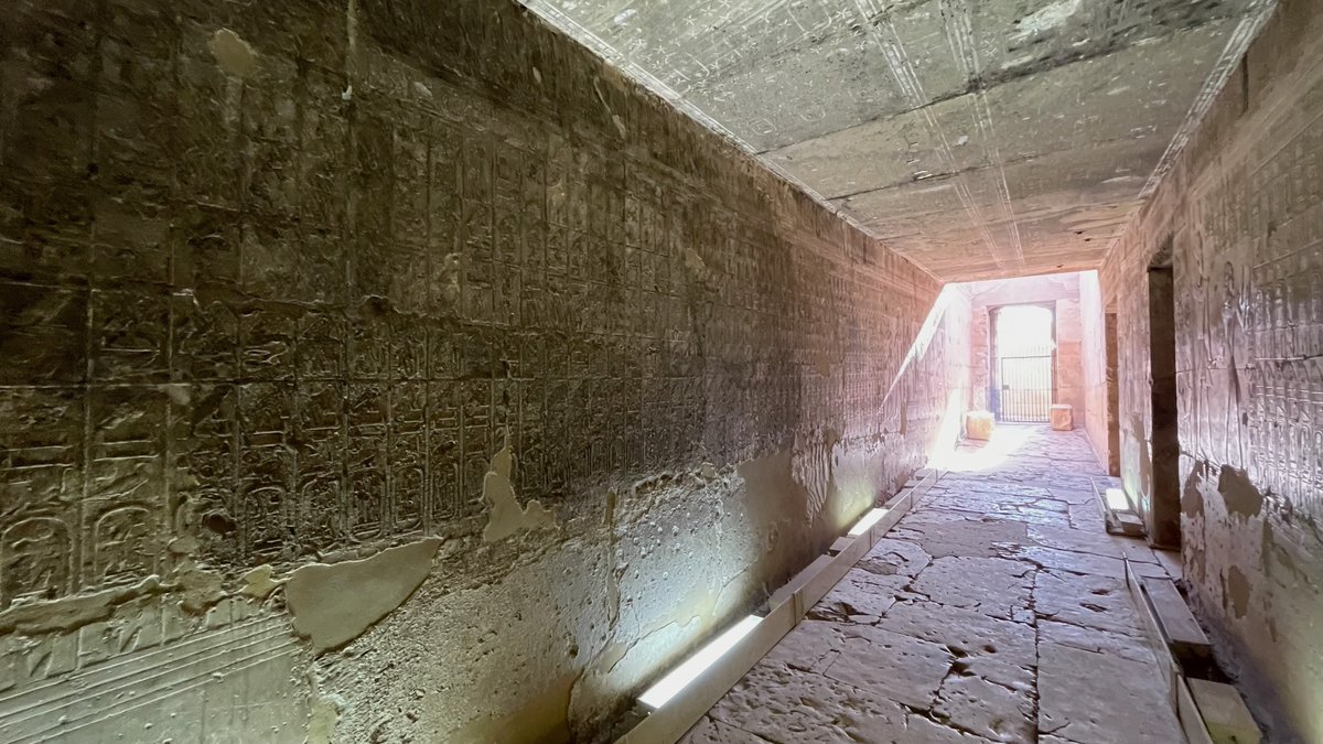 benwasthere's tweet photo. Be amazed by the - most important - Kings List of Abydos in the Temple of Abydos in Dendera.

#BenWasThere #Abydos #TempleOfAbydos #Dendera #Egypt #AncientEgypt #Egyptology #Archeology https://t.co/RcrDFWHyaD