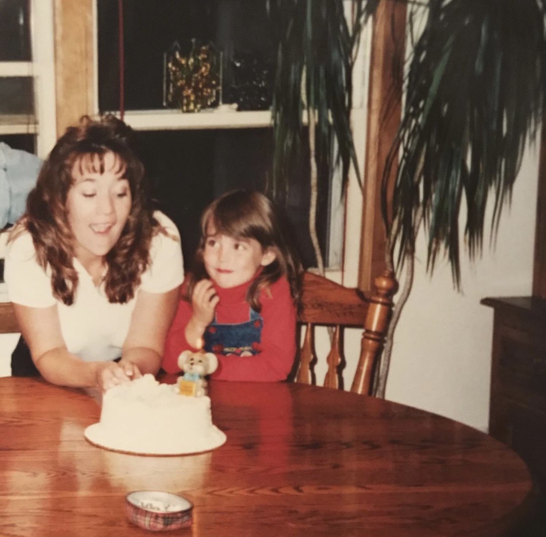 C_Brianne_'s tweet photo. Looking up to the cutest momma around since ‘93 💓💓 https://t.co/m2LzWEuBGV