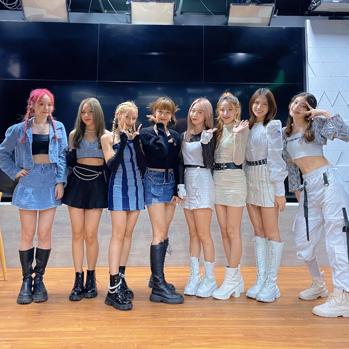 rosequartzoffi1's tweet photo. #RoseQuartz 🌹🥨 #PretZelle #TPOP https://t.co/EJV4Xb8js2