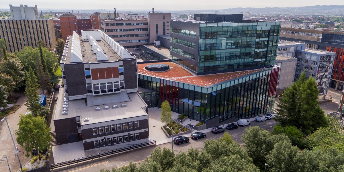 UniStrathclyde's tweet image. Our £60m investment Learning &amp;amp; Teaching Building has won the Higher Education and Campus category of the Architects’ Journal Retrofit Awards 2022! 🏆

More about our achievement below ⬇️
strath.ac.uk/whystrathclyde…