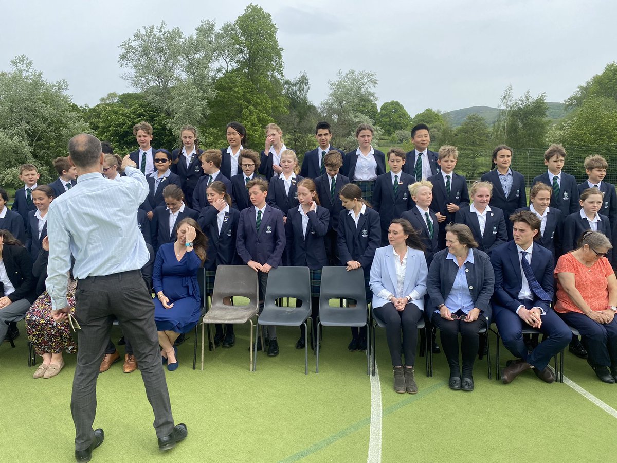 TDMHouseParents's tweet photo. It’s House photo time! Everyone looking very smart, and some lovely comments from the photographer about the manners and behaviour of our fabulous #boarders #iloveboarding #bsaboarding #prepschool https://t.co/KC5bxTDp1N