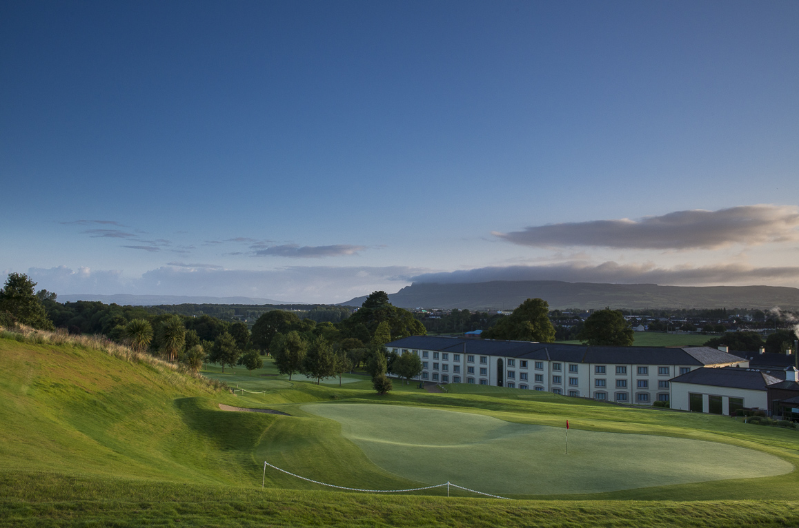 RoeValleyResort's tweet photo. Platinum Jubilee Bank Holiday ✨
🎈 Enjoy kids entertainment from 2nd - 4th of June from 7-9pm each evening
🎸 Followed by live music in O'Cahan's Bar
Stay 1 night & save 10% https://t.co/SL4a5bJnPQ
Stay 2 nights & save 15% https://t.co/RvXHVpSObS
#visitcausewaycoast #roepark https://t.co/uiqDdRcc0i