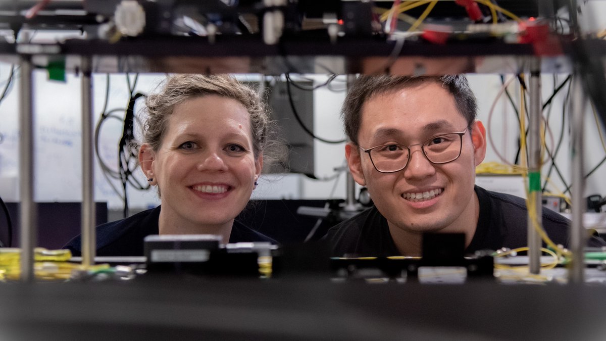 Max Planck Institute for the Science of Light (@mpi_light) on Twitter photo Congrats to Stiller Research Group!
Xinglin Zeng’s work on “Nonreciprocal light-driven vortex isolator” has been accepted as a postdeadline paper at CLEO2022 in San Jose, USA.
More details on the arxiv: arxiv.org/abs/2203.03680. Congrats to Stiller Research Group!
Xinglin Zeng’s work on “Nonreciprocal light-driven vortex isolator” has been accepted as a postdeadline paper at CLEO2022 in San Jose, USA.
More details on the arxiv: arxiv.org/abs/2203.03680.