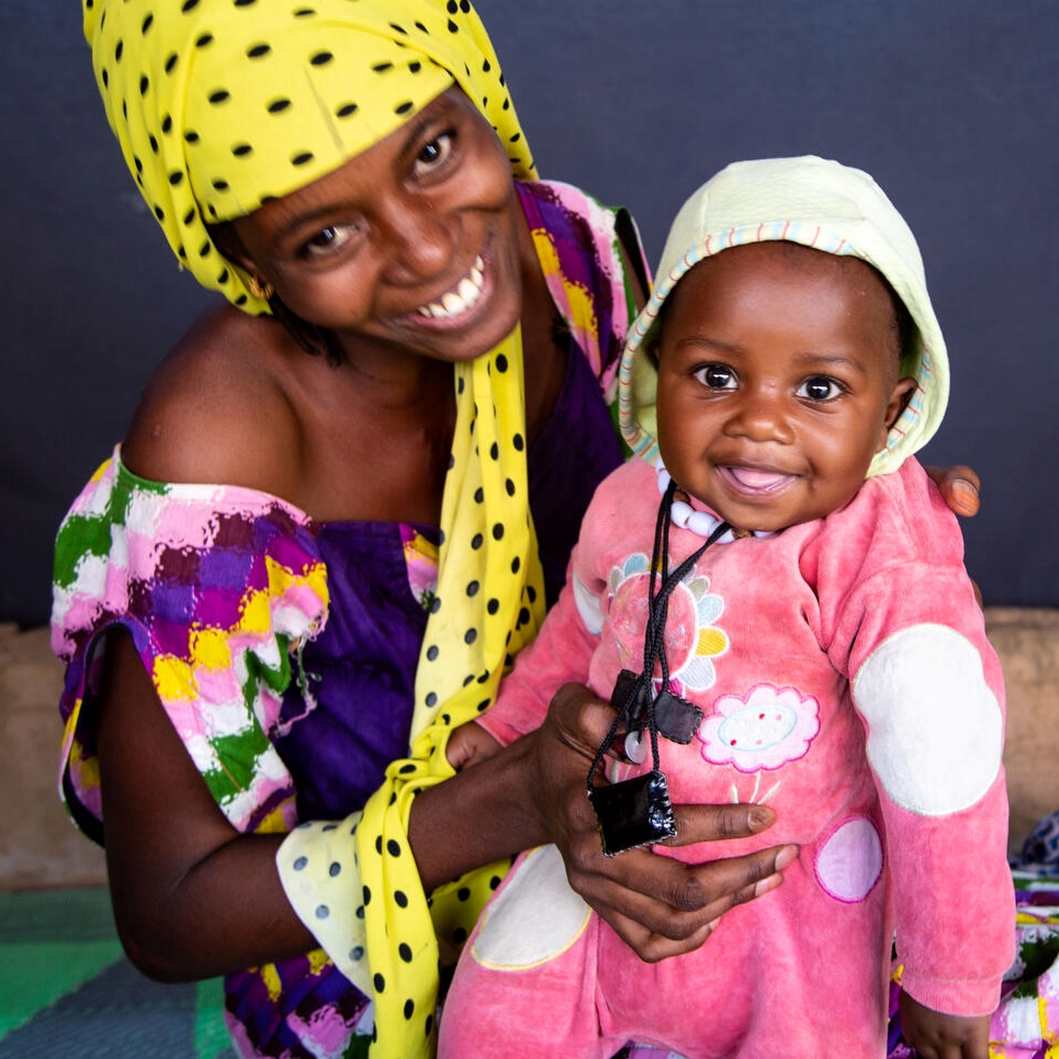unicefmauritani's tweet photo. 1️⃣ enfant sur 4️⃣ de moins de 5 ans est «invisible» car il n’a jamais été déclaré officiellement. 

Inscrire nos enfants pour avoir une identité est l’un de leurs droits les plus fondamentaux

Pour en savoir plus 👉🏼 https://t.co/0SdB1soNwt

#PourChaqueEnfant, une identité 🪪 https://t.co/lT8JdP8vKz