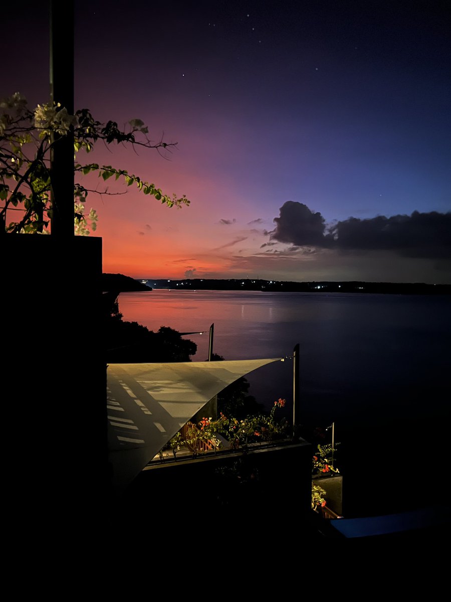 3afrecation's tweet photo. Sunset #Penida Island https://t.co/oAGlRlwbFC