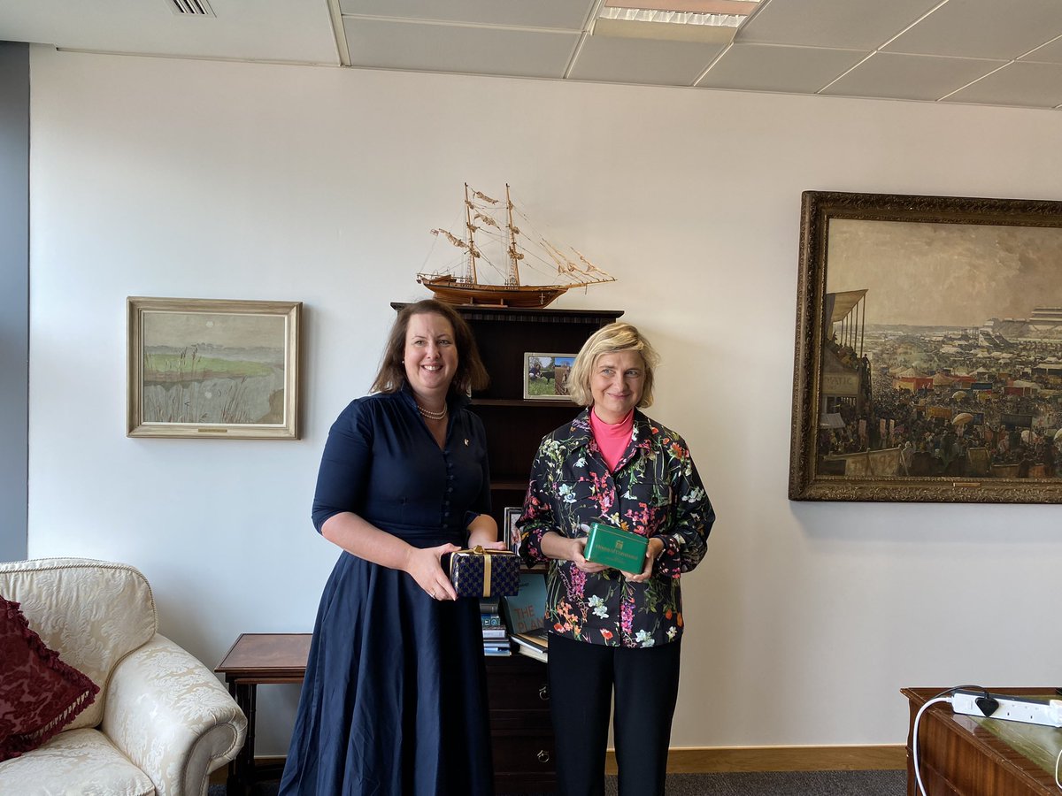 Delighted to discuss fisheries and agriculture policy with minister <a href="/VictoriaPrentis/">Victoria Prentis</a>. Very important to exchange ideas about future and bilateral cooperation. #BEmissionUK