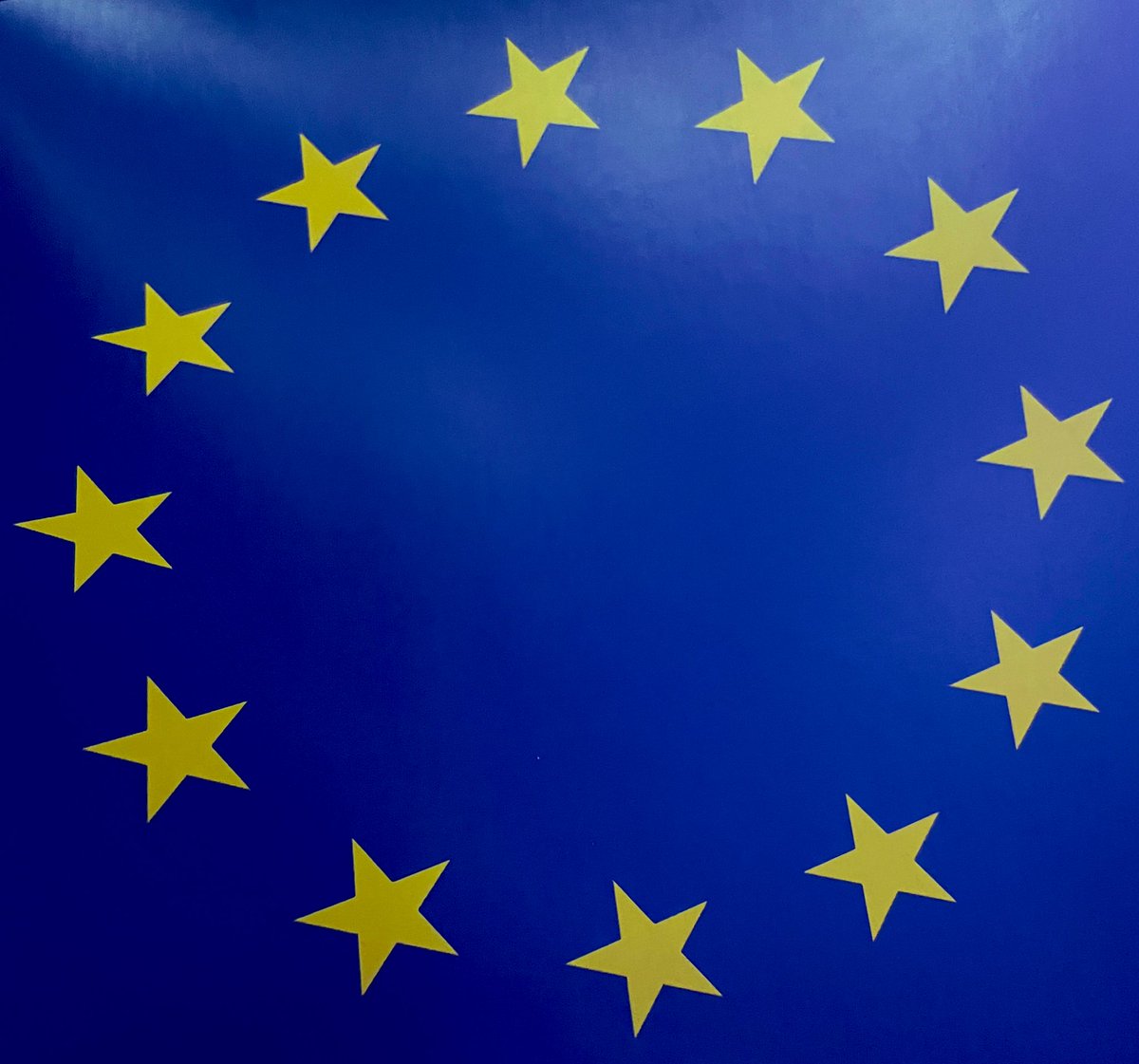 roman_glod's tweet photo. #EuropeDay https://t.co/KfeMzjcB4H