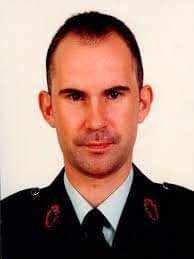 SEFFLisnaskea's tweet image. SEFF remembers RUC GC Const Darren Bradshaw, 24, Protestant, orinionally from Shankhill area, murdered 25 yrs ago, 9/5/97,  by INLA.

He was socialising with friends around 10:00pm in the Parliament Bar, Belfast.

Two INLA gunmen came in, singled out Darren &amp;amp; shot him in the ...