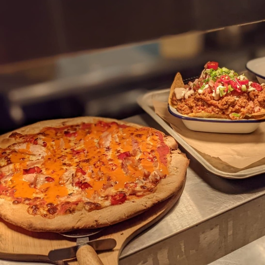 BrewDogBradford's tweet photo. 🍕PIZZA NIGHT🍕
We have a drool-worthy selectin of food ready for you, but tomorrow is our 2-4-1 pizza night🤯
ANY two PIZZAS for the price of ONE💥
#brewdogbradford #241pizzanight #pizzanight #amazingpizzas #meatpizzas #veggiepizza #pizza https://t.co/c0DbXs5LDt