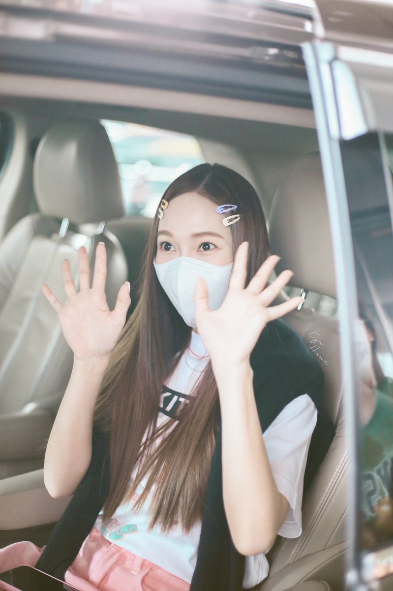 GoHome0418's tweet photo. #제시카 #jessicajung #jessica    

0509上班～ https://t.co/pOWWMJ9WM5