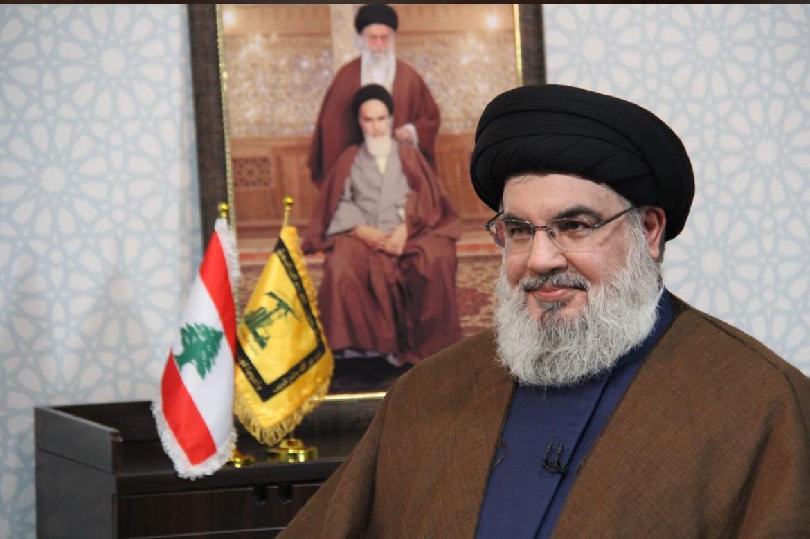 Gen_Abdullah1's tweet photo. #انتخابات_لبنان ٢٠٢٢ 
إخوتنا شعب لبنان، إن إسقاطكم للفاسدين بالإنتخابات هو رسالة منكم للعالم المتفرج. لكن مع الأسف، حتى وإن أسقطتم كل الرموز الفاسدة فسيظل كبيرهم هذا المخلوق 👇🏽المبتسم المعمم هو الحاكم بالسلاح للبنان وإن خسر كل الأصوات. إسألوا العراقيين أين ذهبت انتخاباتهم! https://t.co/3TqNYqPh36