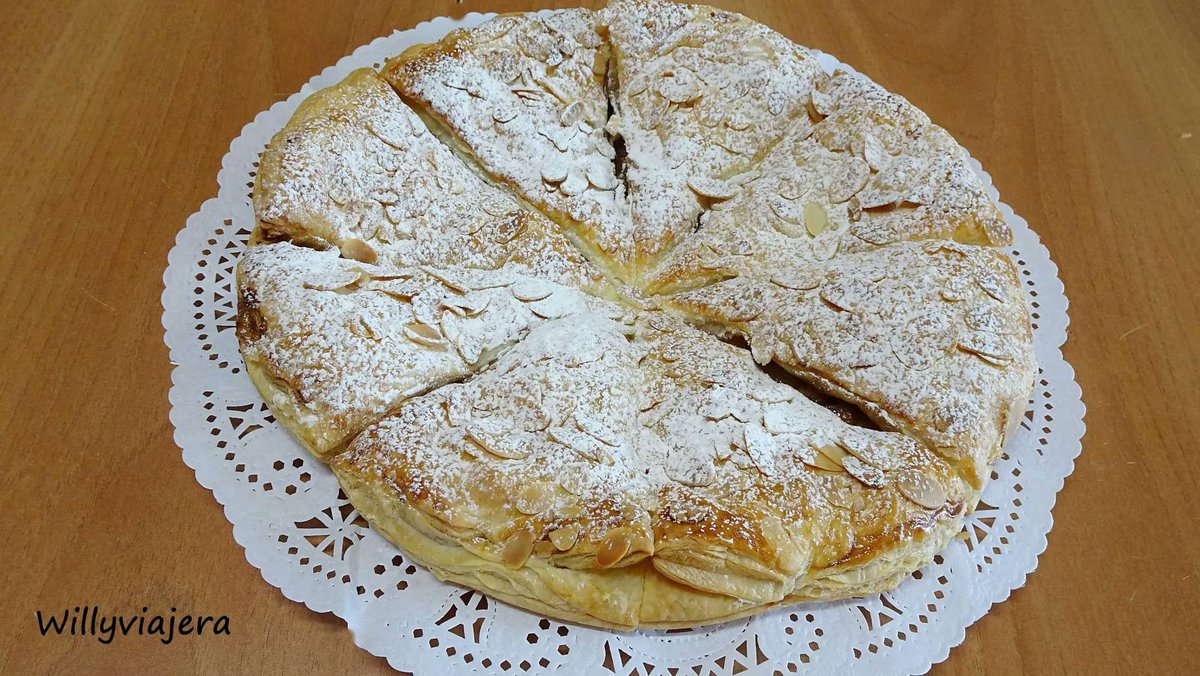 petitchefes's tweet photo. #menu #postre #Estrella de hojaldre y manzana
Estrella de hojaldre con relleno de manzana caramelizada.
#Receta completa►https://t.co/BHxJ2CTVQB Gracias a "Willyviajera_p2017" https://t.co/83A2cdSXYB