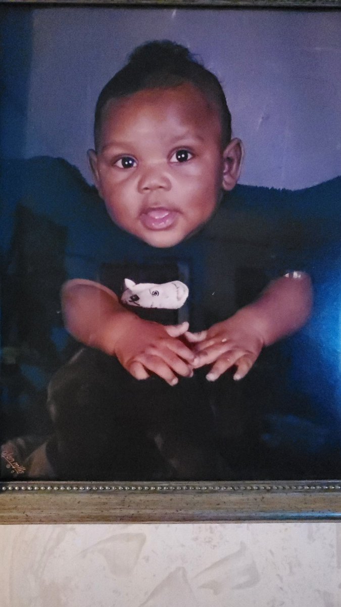 lauranda3's tweet photo. ALL WE DO IS THIS!!! 18 YEARS AGO IT WENT A LIL SUMTHING LIKE THIS..HAPPY BIRTHDAY TO MY BABY SONSHINE #2. THERE IS SO MUCH I CAN SAY ABOUT YOU BUT I WILL KEEP IT SHORT AND SWEET!!YOU ARE LOVED BY MANY! WISHING YOU MANY  MANY MORE BLESSINGS TO COME! LOVE YOU BABY! ENJOY YOUR DAY! https://t.co/TFCicgjNN9