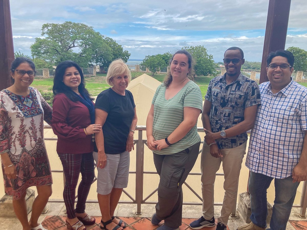 AKAcademies's tweet photo. Recently, our Primary Years Programme coordinators from across the Network gathered at the #AgaKhanAcademyMombasa for their first face-to-face collaborative curriculum planning since February 2020! We love seeing our staff from all the campuses coming together &amp; working together! https://t.co/HdT8L4FJuo