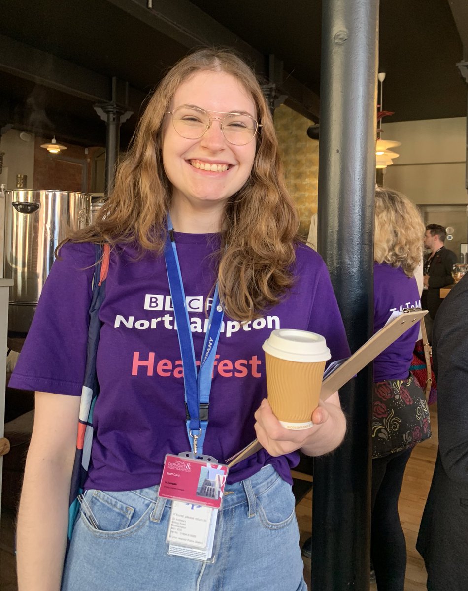 kardisom's tweet photo. Great to see #AdStudent #UONalumni  @marinaa_p1 working at #Headfest - with a  joint degree in Advertising/Psychology her internship at @StAndrewsCare marketing/comms team sounds a perfect fit ❤️❤️ https://t.co/tuM4x6O9za