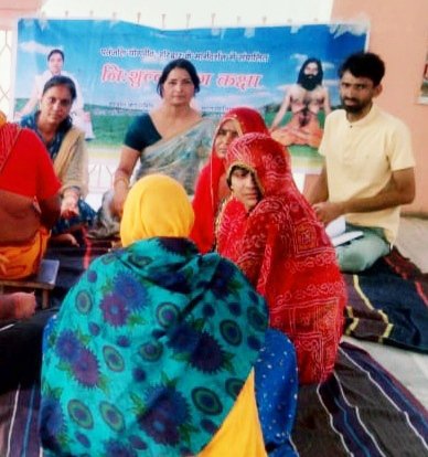 पतंजलि किसान सेवा समिति राज्य प्रभारी हनुमान आर्य जयपुर ग्रामीण पतंजलि योग समिति जिला प्रभारी सुमन शर्मा, योग शिक्षक, सोशल मीडिया जिला प्रभारी अभिजीत यादव के नेतृत्व में तीन दिवसीय विशेष योग प्राणायाम चिकित्सा शिविर 
<a href="/yogrishiramdev/">स्वामी रामदेव</a> <a href="/SumanSh48512776/">Suman Sharma</a> <a href="/Ach_Balkrishna/">Acharya Balkrishna</a> <a href="/Anand_arya246/">Anand Arya patanjali</a>