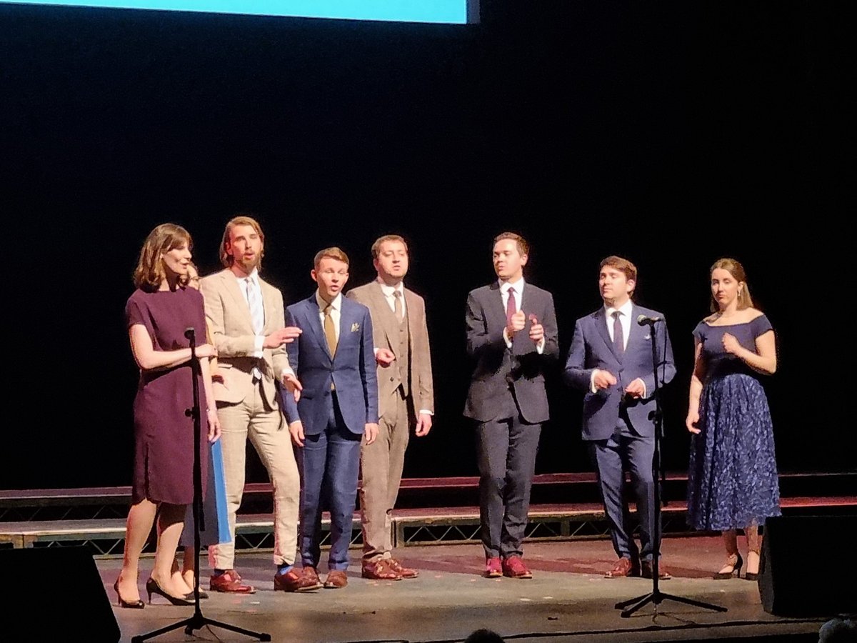 Weybridge_MVC's tweet photo. Last week our last event saw us sharing the stage with @emvc_epsom and South West Voices in the first half. The second half was the incredible @VOCES8! What a fab concert to end on at the newly refurbished @HallforCornwall. Thank you @CornishChoral for having us! https://t.co/NKpYWJ5BhZ