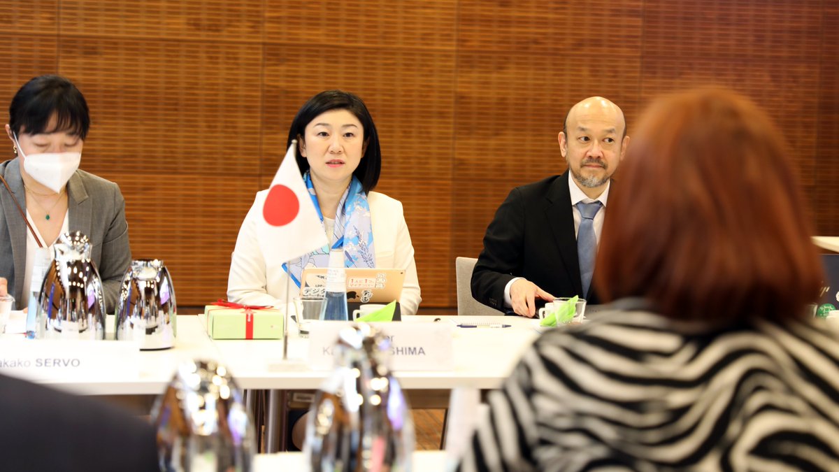 VMuutiset's tweet photo. Kuntaministeri Sirpa Paatero ja Japanin digiministeri Karen Makishima tapasivat tänään. 🇫🇮🇯🇵

"Japani on ollut kiinnostunut erityisesti ihmiskeskeisestä digitalisaatiosta. On hienoa, että Suomi voi näyttää siinä esimerkkiä myös muille", @sirpa_paatero sanoo.

#Digitalisaatio https://t.co/oBR7QhuOgF
