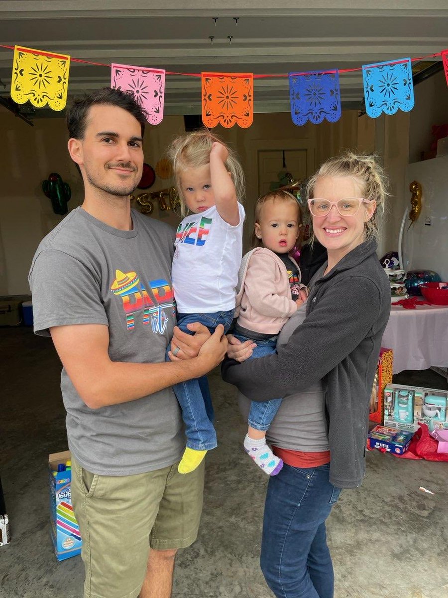 THDConnorCross's tweet photo. Happy Mother’s Day and Birthday to my kiddo! #ThreeEsta https://t.co/qILuhYEmTs
