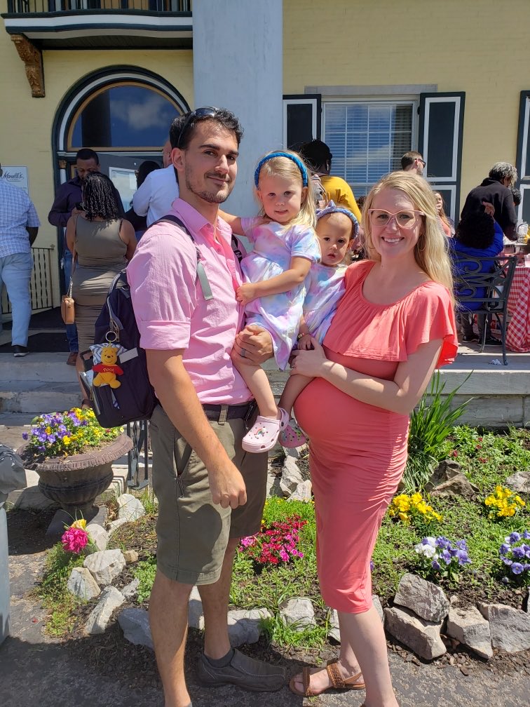 THDConnorCross's tweet photo. Happy Mother’s Day and Birthday to my kiddo! #ThreeEsta https://t.co/qILuhYEmTs