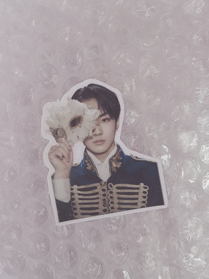 yrellwonnie's tweet photo. — #yrellmails 🗯 | #lovezhanna
jungwon hype lenti came home, aaaa the sparks! thank you sm @02pjscartz 🖤 sobrang safe ng packaging and ang ganda pa huhu >< https://t.co/Tui45qKk29