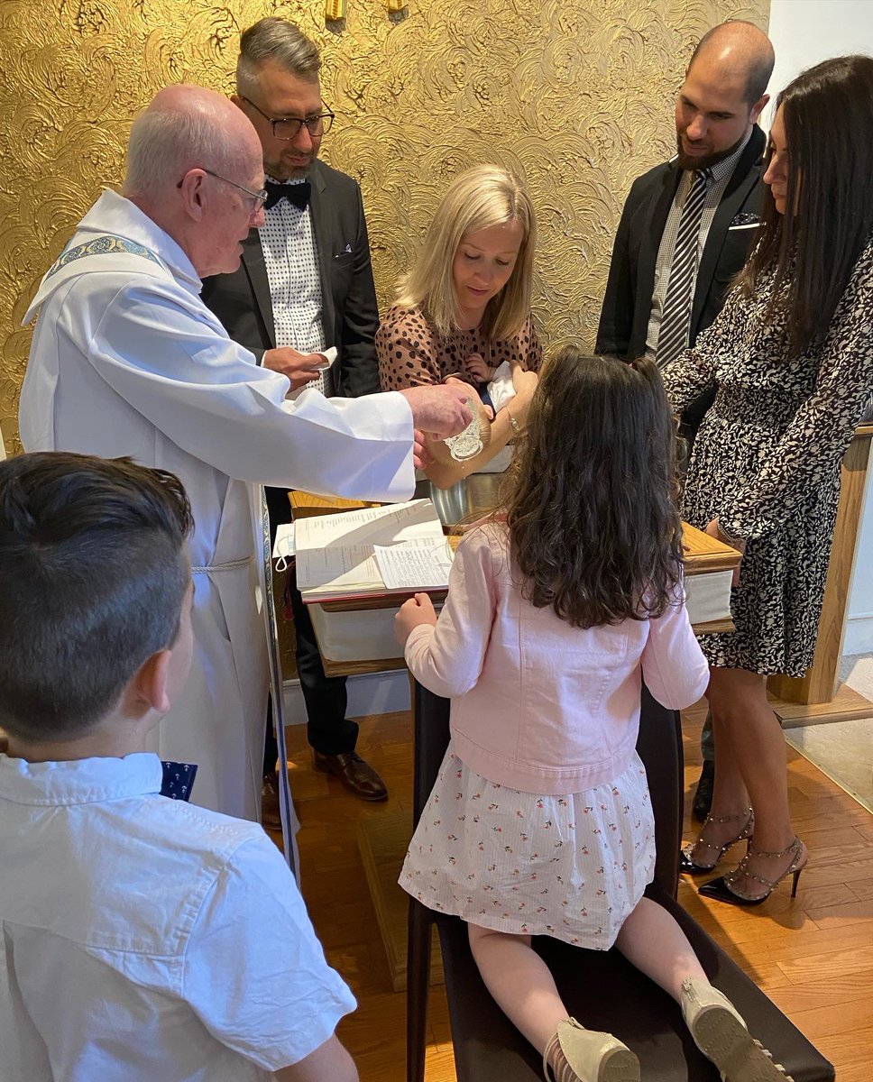 laurakatemei's tweet photo. A blessed Mother’s Day baptizing baby Luca ❤️🙏🏻 https://t.co/iJEF9w0TUc