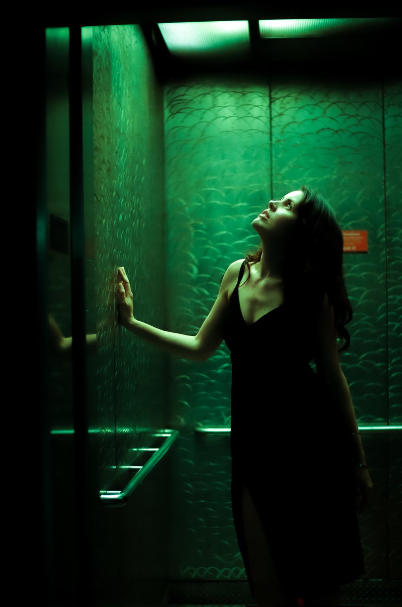 Noir_realm's tweet photo. @FlakPhoto Stuck in the Matrix https://t.co/nejB3M1dNb