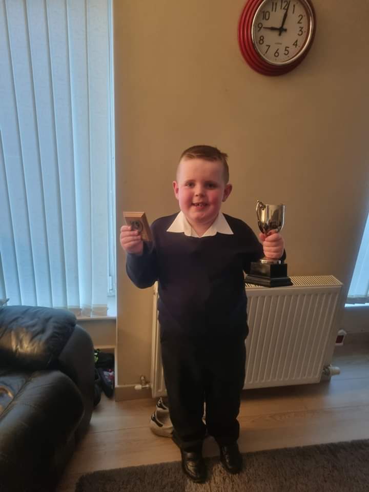 DebbieMoffat8's tweet photo. Jamie's awards he got at boys brigade on Friday night, absolutely delighted for my boy
@MrsHillOPS @PrimaryOrchard @MrsWeir5 https://t.co/cJwJUBXGw4