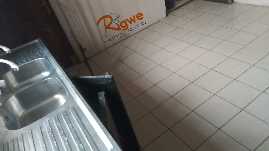 rigwecleanings's tweet photo. #May this #Newweek be fruitful 😇😇

#Monday #keepitclean 
#postconstructioncleaning #moveincleaning https://t.co/x0g1RSs5WG