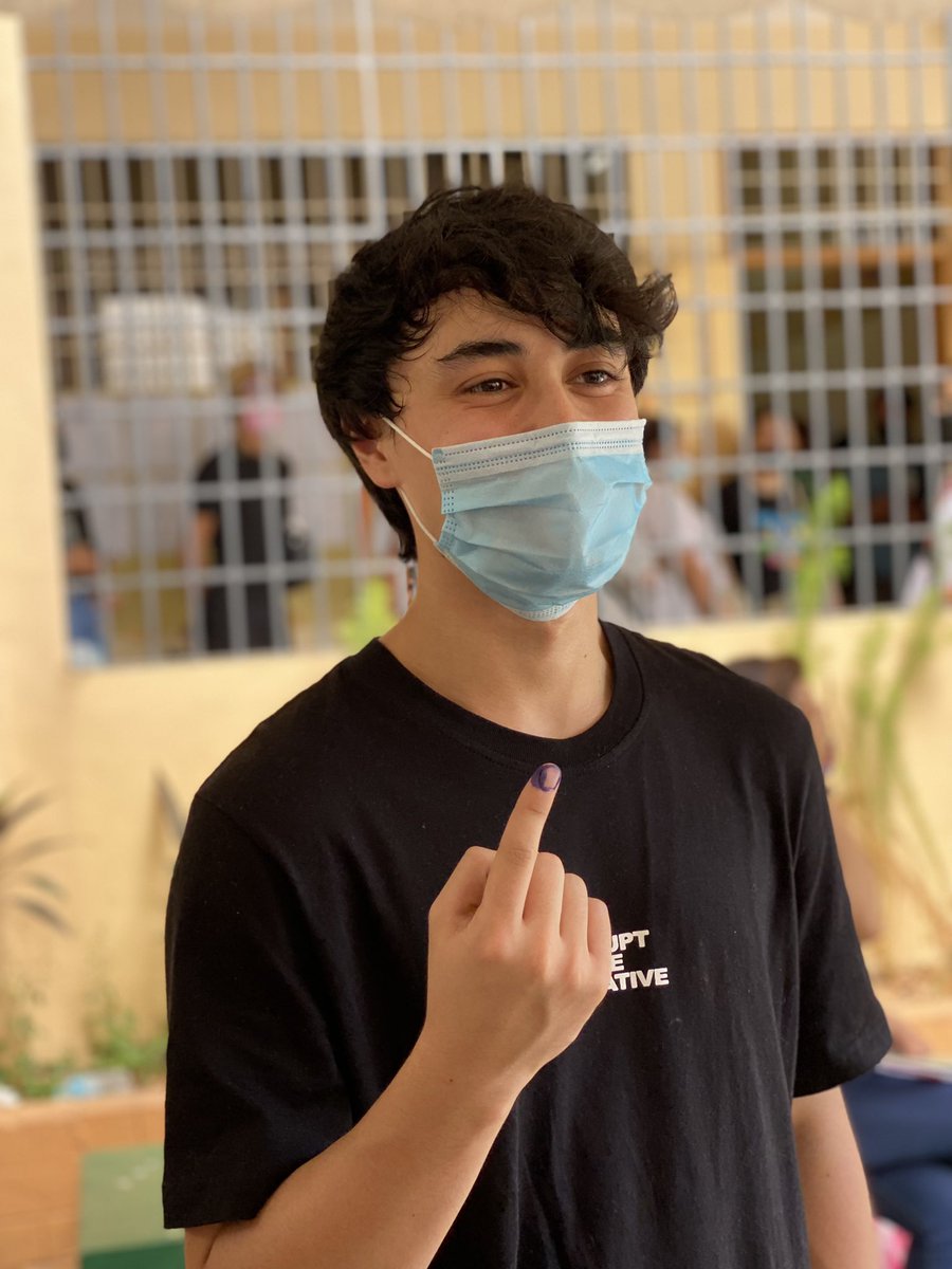 mjfelipe's tweet photo. LOOK: Edward Barber casts his vote here at Kamuning Elementary School. Barber is a first time voter. https://t.co/LJwXSfFcNm