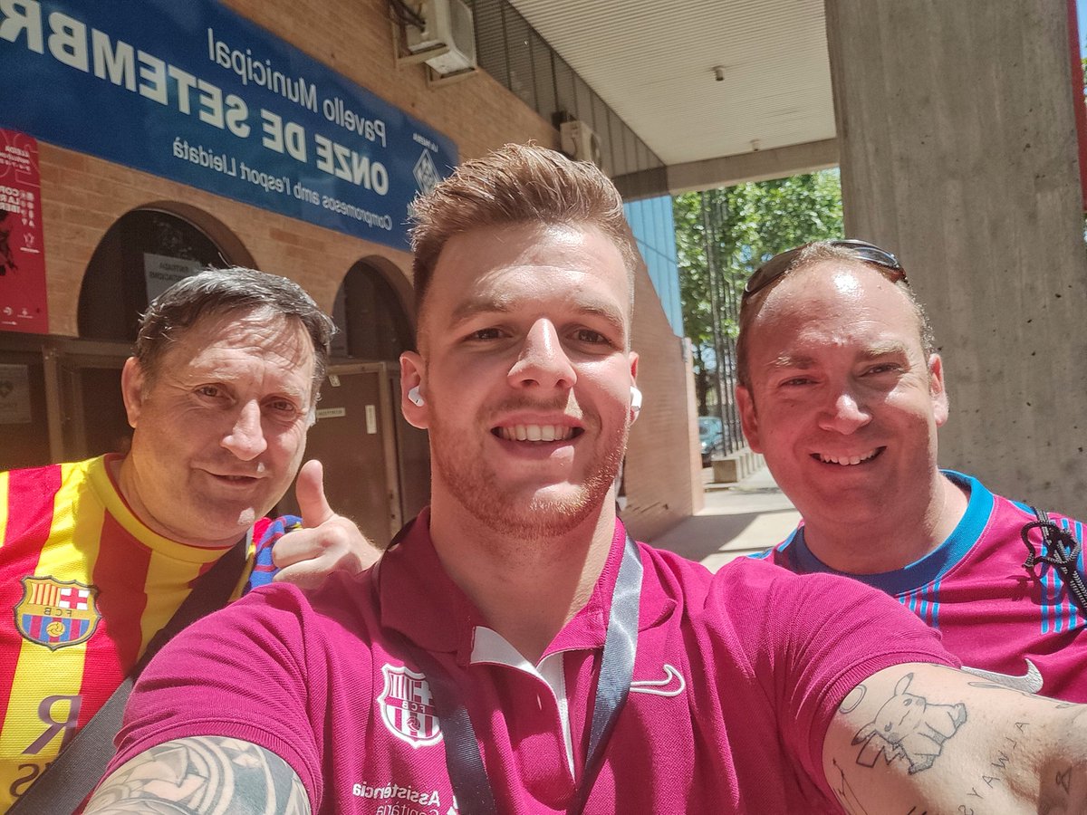 JSendarrubias's tweet photo. Espectacular el @fcbhoquei aconseguint la 24a Copa de la història de la secció imposant-se per 4-0 al Reus
Viure la Final de la #CopaOk amb @sangculecorcatala el Jacob el Valentí i tots els companys ha estat increïble.
#Barça
#Fcbhoquei
#CopaOk
#SCCC
#SangCule
#SangCuleCorCatalà https://t.co/VtXvpTJduu