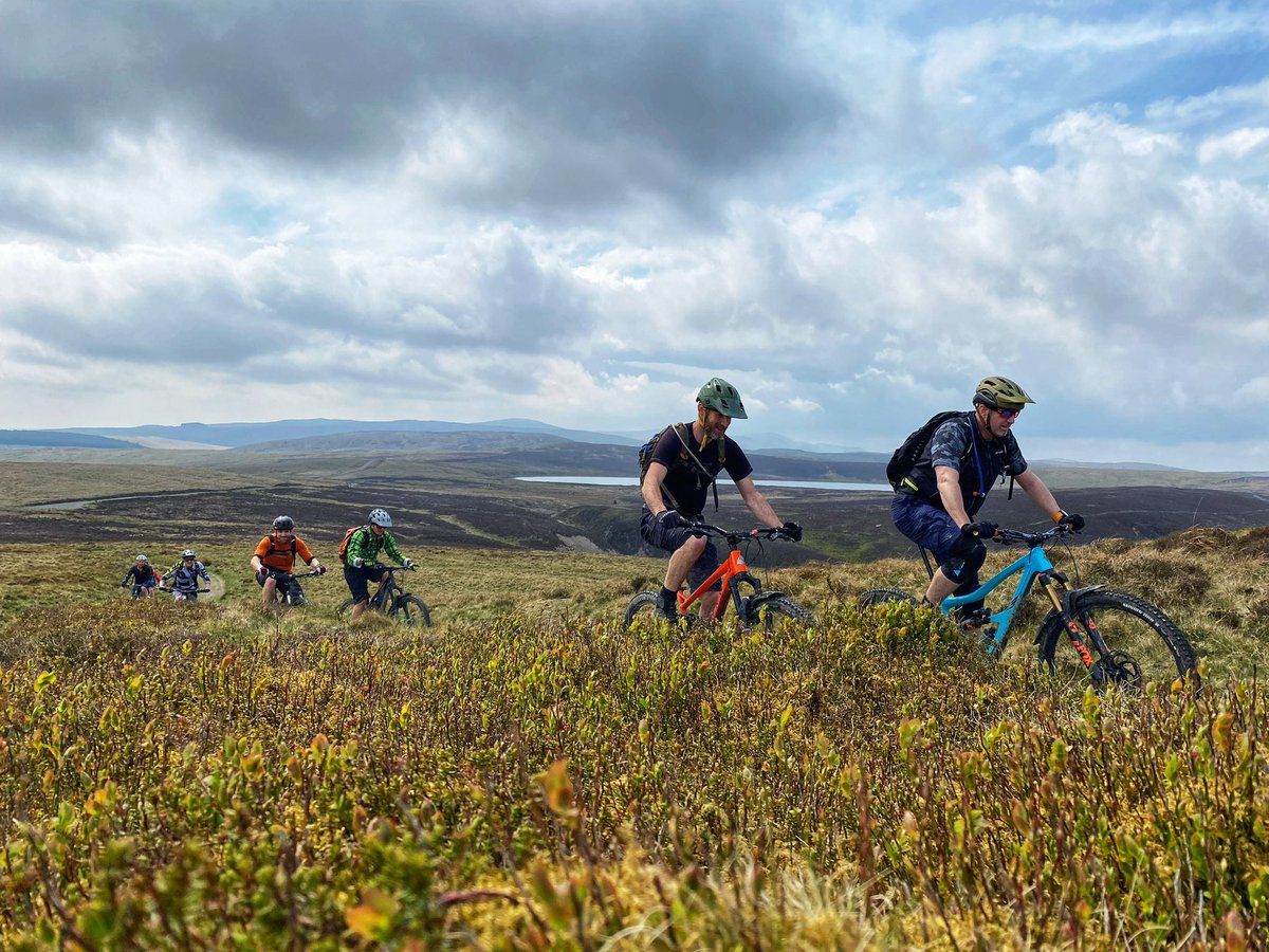 mtbcymru's tweet photo. A little #MondayMotivation from the Cambrian Mountains of mid Wales…

#transcambrianway #mtb #cycling #wales #visitwales https://t.co/7zvE19FDfK