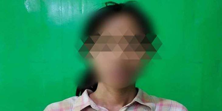 WuitMinn's tweet photo. A local woman was abducted by SAC troops in Konesidine street, ward 10, Pakokku tsp, Magway yesterday on pretext of supporting to CRPH/NUG and PDF. #2022May9Coup #US_SanctionMOGE #WhatsHappeningInMyanmar https://t.co/dx2GmPTLaD