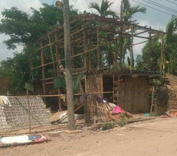 WuitMinn's tweet photo. Juntas ordered to remove about 300 residential properties and shops in Ann tsp, Rakhine state on the last date of May 21 on false accusation of being squatters. #2022May9Coup #US_SanctionMOGE #WhatsHappeningInMyanmar https://t.co/InAswFlRs4
