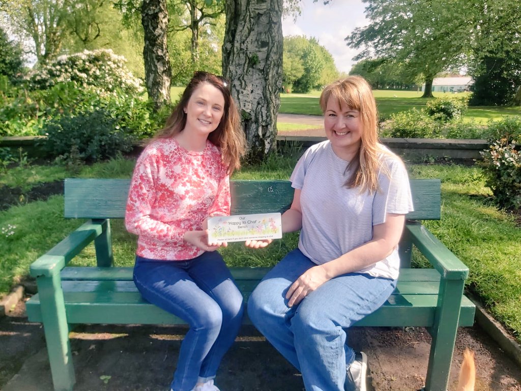 I've been on a mission to tackle #loneliness for some time. I was lucky to meet and team up with @adeleandmaddie and together we have added 2 fantastic happy to chat benches in our local community. #MHAW22 #MentalHealthMatters #mentalhealth #LetsTalk #breakthestigma