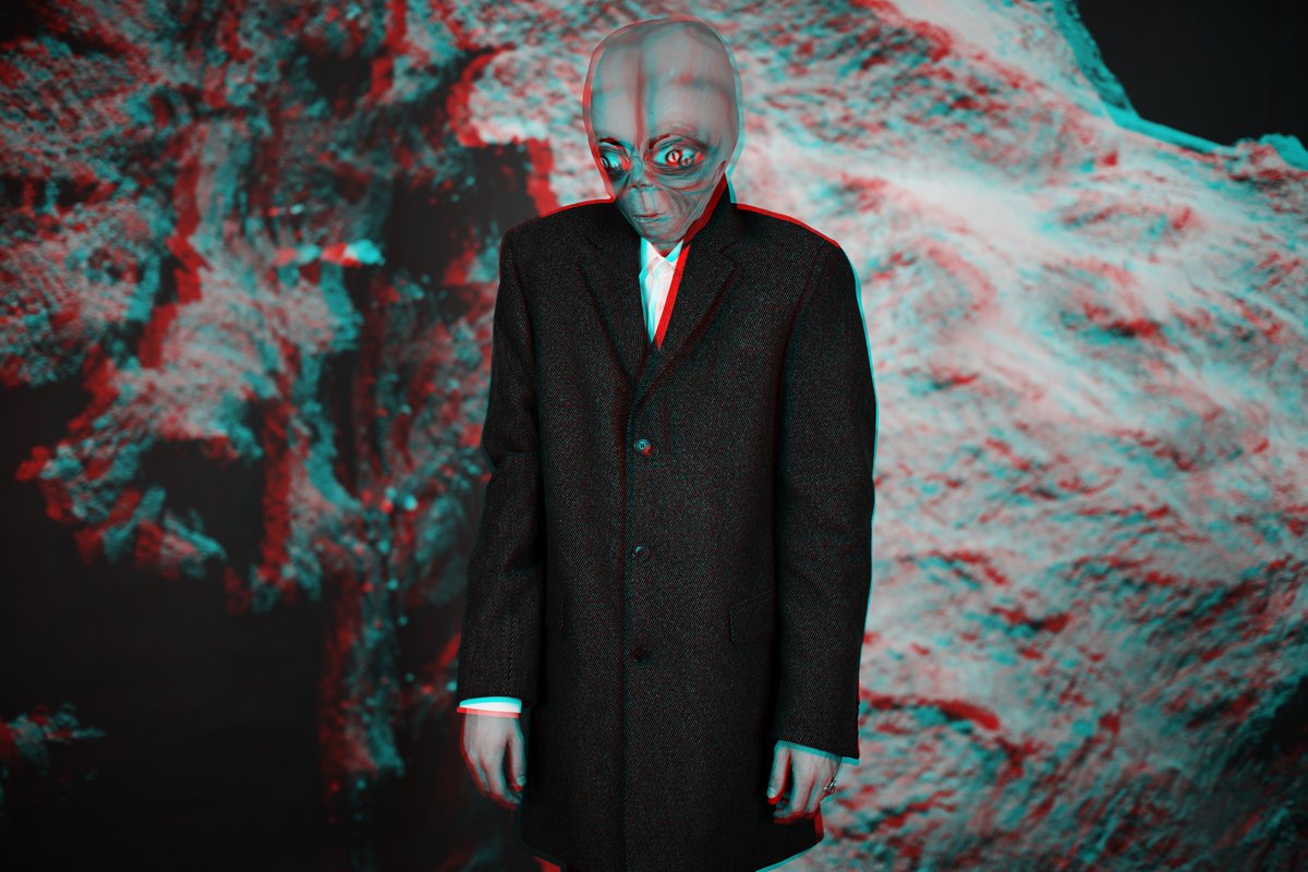 Robert Maurice Debois 👽 tweet media