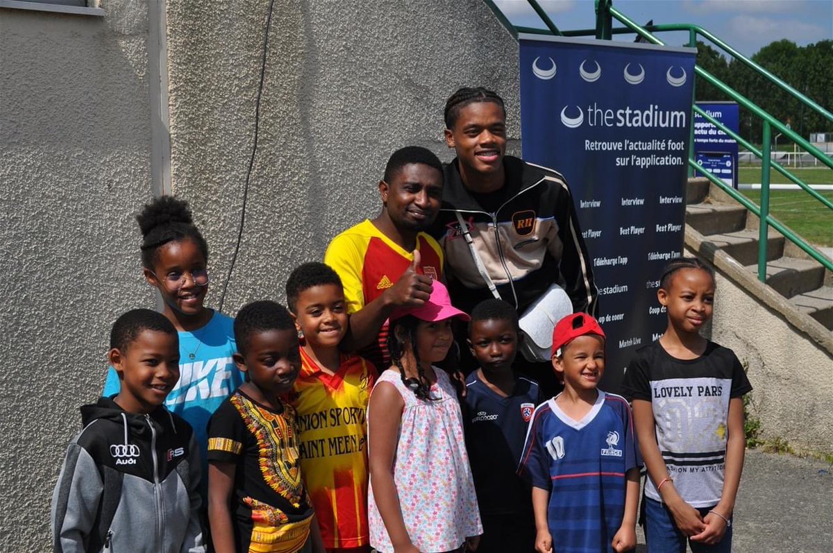 ussmso's tweet image. Warmed Omari était parmi nous ce dimanche !

Passé par l’USSMSO en U11 et U13, il évolue actuellement au Stade rennais et en équipe de France Espoirs 

De très beaux souvenirs pour nos licenciés et supporters.

⬇️🔴🟡