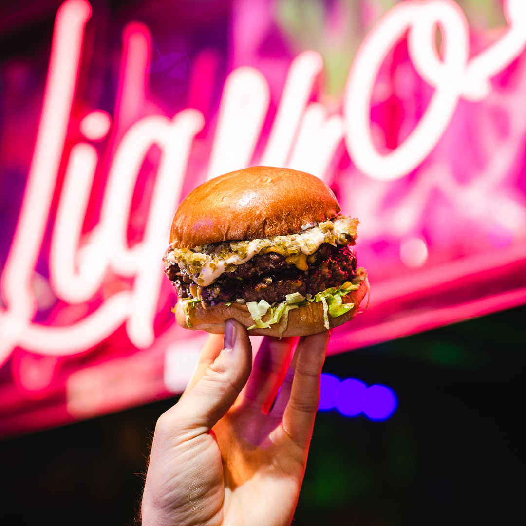 PopBrixton's tweet photo. ππππππππ ππ ππβ¦ ππβ‘οΈ
Look away if your hungry... don't say we didn't warn you! ππ
'sobeburger' the Miami-inspired burger joint that is coming soon to POP!
https://t.co/hAJDIu7Z6e
#FullyLoadedBurgers #BurgerLover #ComingSoon #BurgerObsessed #Brixton https://t.co/ElYnH0Gw5A