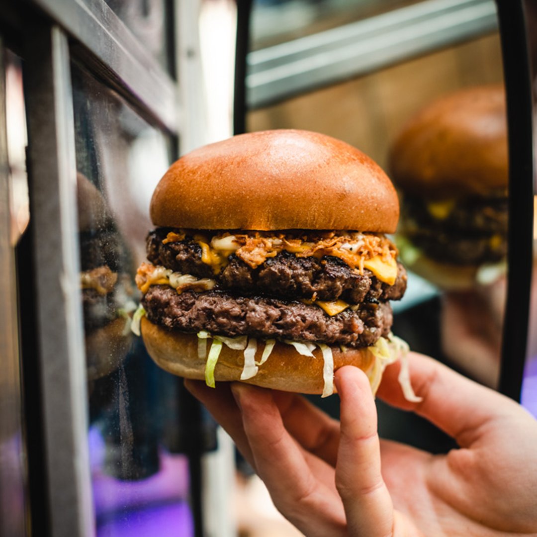 PopBrixton's tweet photo. ππππππππ ππ ππβ¦ ππβ‘οΈ
Look away if your hungry... don't say we didn't warn you! ππ
'sobeburger' the Miami-inspired burger joint that is coming soon to POP!
https://t.co/hAJDIu7Z6e
#FullyLoadedBurgers #BurgerLover #ComingSoon #BurgerObsessed #Brixton https://t.co/ElYnH0Gw5A