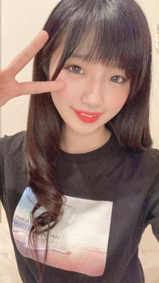 merocha_riel's tweet photo. 🥀05.09🔮
今日の配信は【20:00~】です!
よかったら遊びに来て下さると嬉しいです(*^^*)
#ミクチャ配信 #ライバー #スタ選
#Tiiigirl #りえる #RiELL https://t.co/3MQfAjn9Yf
