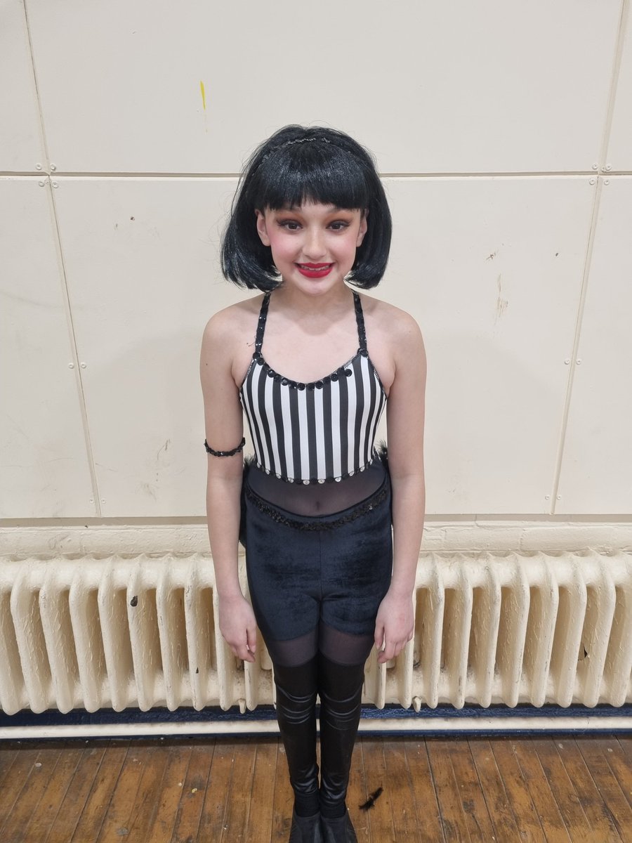 SaharaManiar's tweet photo. Week one of dance Comps done. I only had two dances yesterday but got 1st place in our modern duet and 2nd place in Troupe Dance.  This coming weekend I have 17 dances!! #dancer #dancecomps https://t.co/7GYf14fOzX