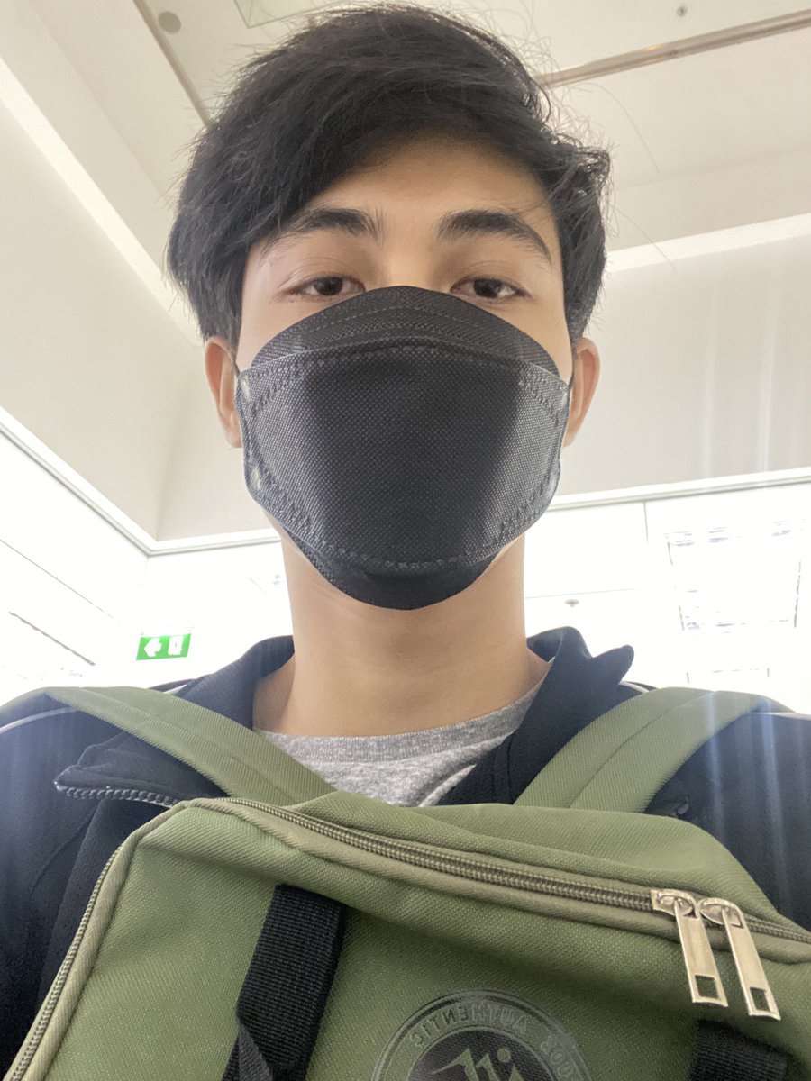 Teemo11386's tweet photo. ทำเรื่องวีซ่าให้คนเข้าเมืองนี่ยุ่งยากเหมือนกันนะเนี้ย #หลักสี่ #บางเขน #ทุ่งสองห้อง #กรุงเทพ #นนทบุรี https://t.co/WpxYETvilm
